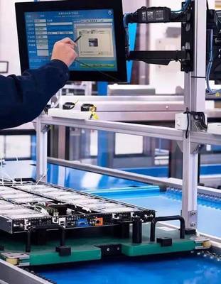 中国第一条信息化高端装备智能制造产线 开启工业智造新纪元